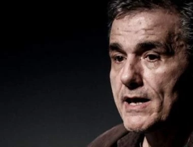 Συνάντηση για την πορεία της διαπραγμάτευσης ενόψει του Eurogroup της Δευτέρας με Τσακαλώτο και Στουρνάρα